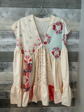 SHEIN Cream Patchwork Floral Dress with Red & Aqua Accents